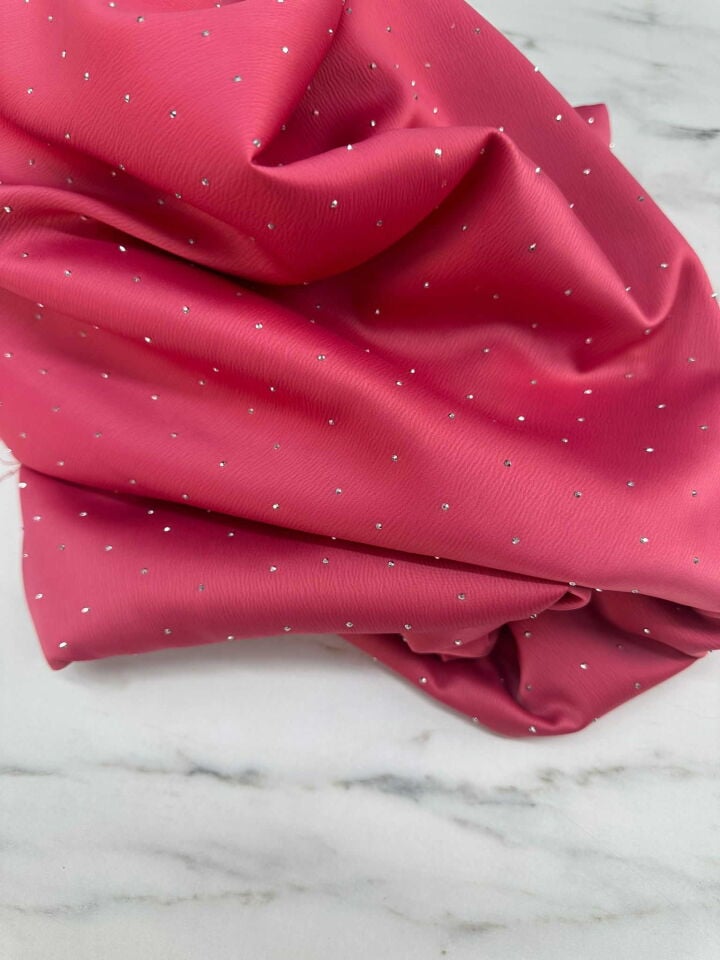 Holida Taş İşleme Saten