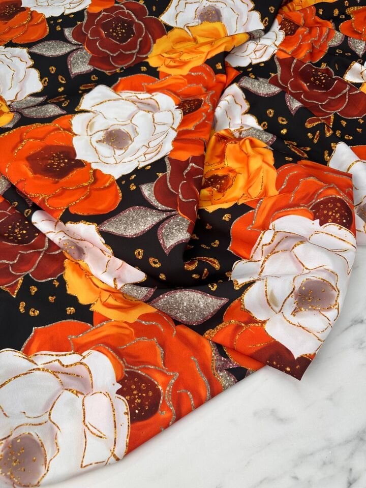 Leva Gül Desen Dijital Baskı Elbiselik Krep Kumaş