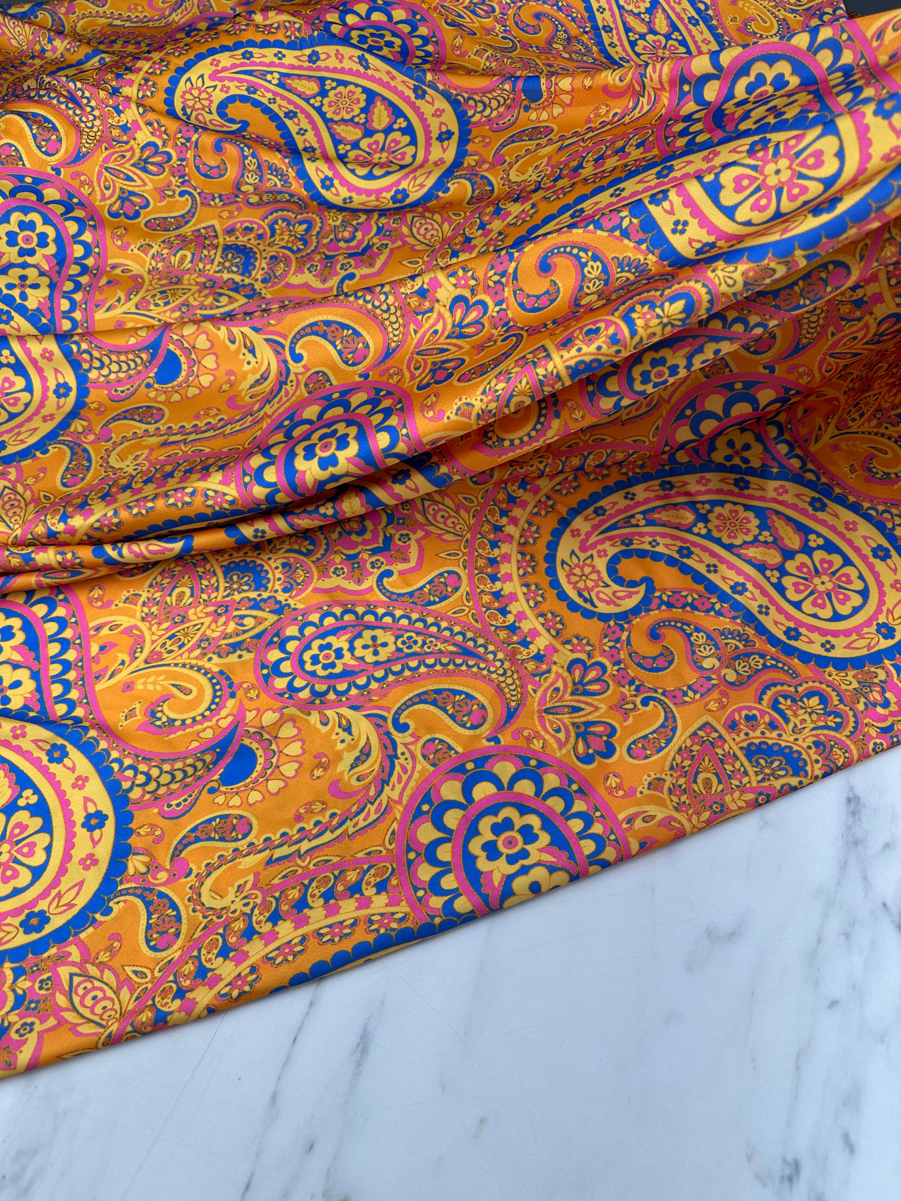 Leora Şal Desen Elbiselik Dijital Baskı ipek Saten Kumaş