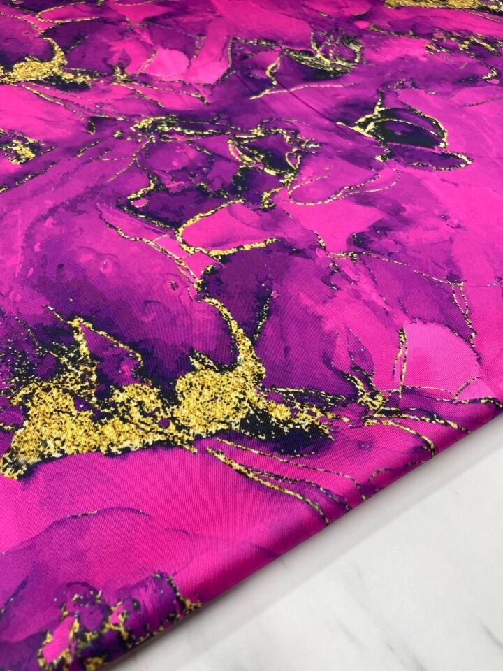 Fuşya Mermer Desen Elbiselik Gömleklik Tivil Saten Kumaş