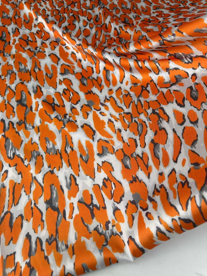 Desenli İpek Saten Elbise Gömlek Etek Şalvar