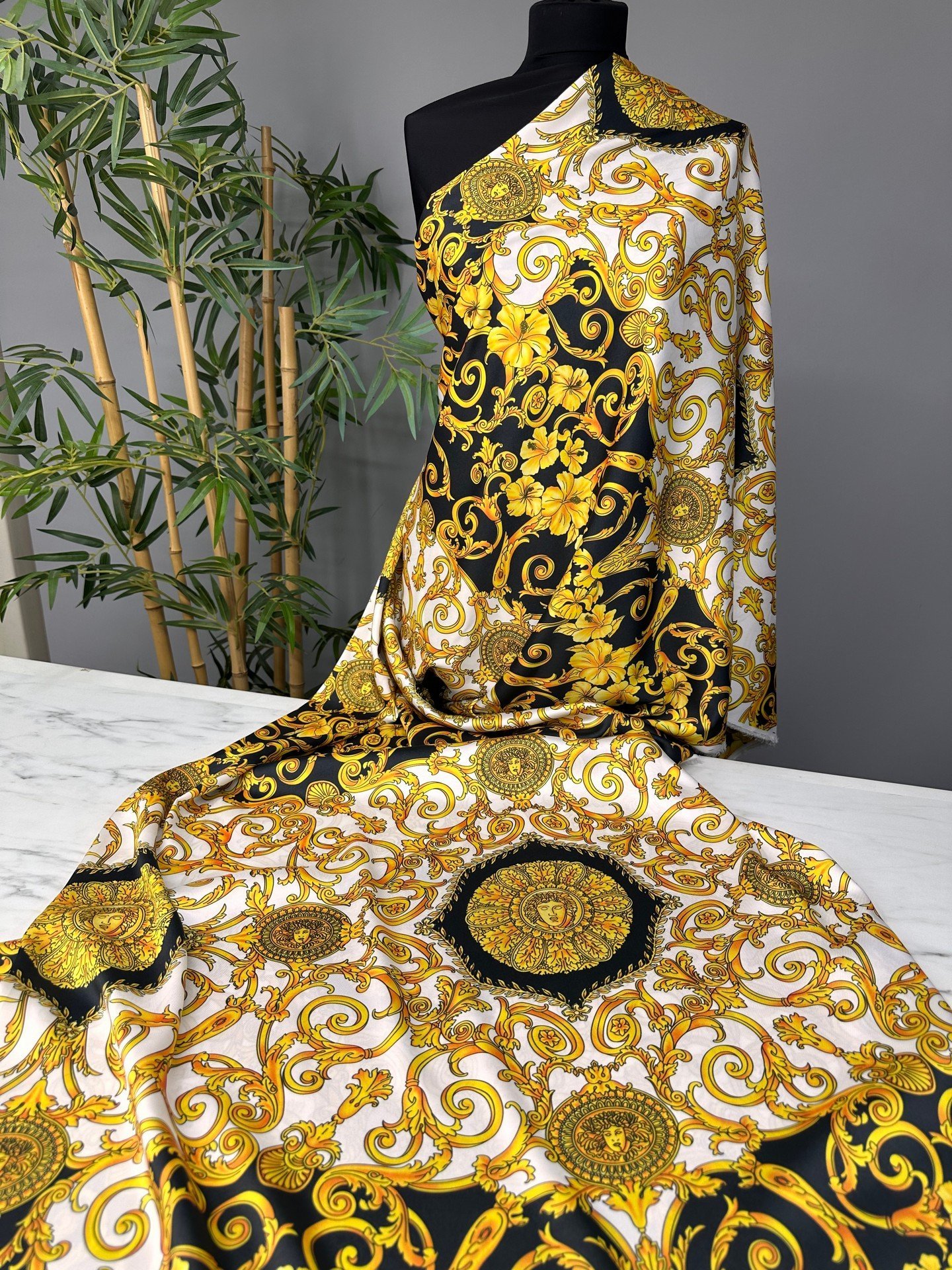 Kombinli Yöresel Elbiselik Tivil Saten Kumaş