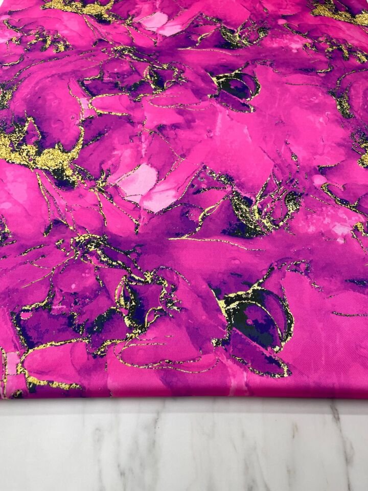 Pembe Mermer Desen Elbiselik Gömleklik Tivil Saten Kumaş