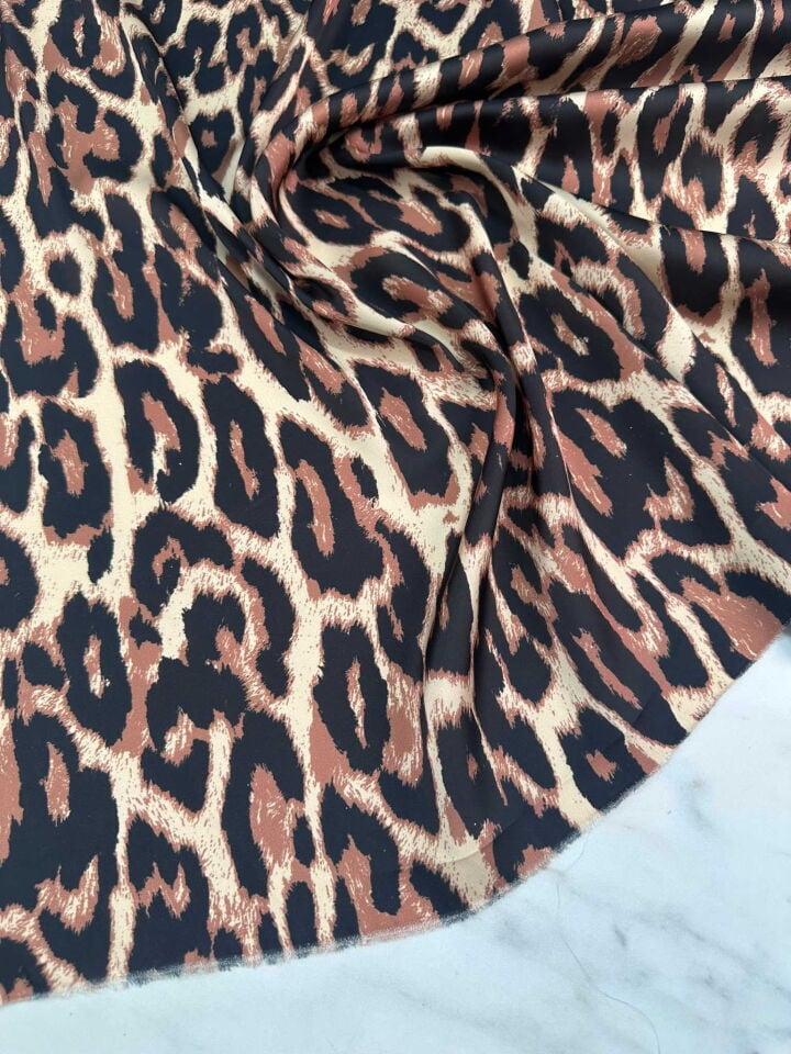 Leopar İpek Saten