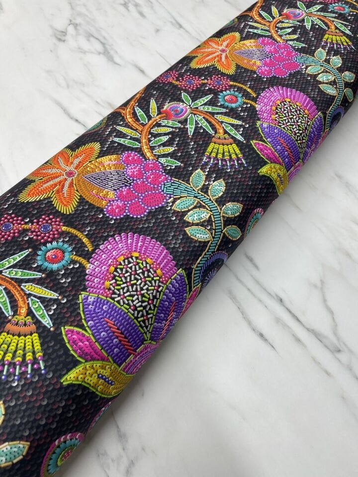 Çiçek Nakışlı Desen Elbiselik Gömleklik Tivil Saten Kumaş