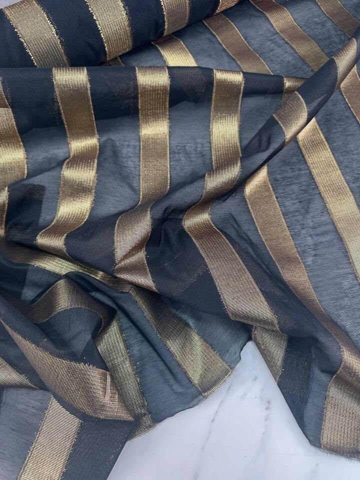 Altın Sarısı İşlemeli Elbiselik Gömleklik Şifon Kumaş