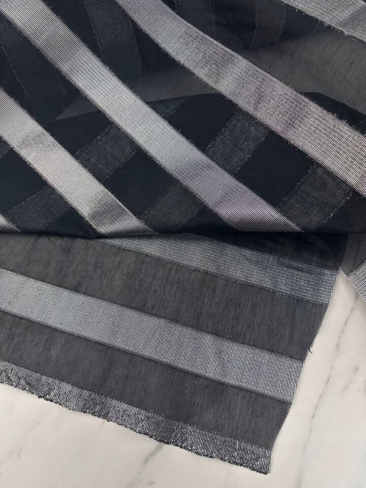 Gümüş Sim İşleme Elbiselik Gömleklik Simli Şifon Kumaş