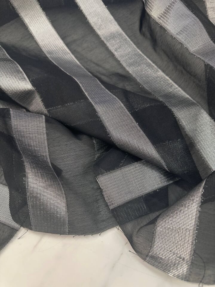 Gümüş Sim İşleme Elbiselik Gömleklik Simli Şifon Kumaş