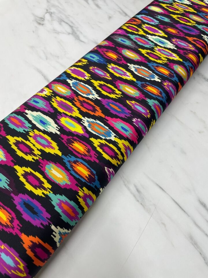 Renkli İkat Desen Elbiselik Gömleklik Tivil Saten Kumaş