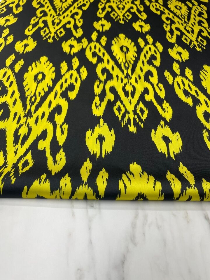 Sarı İkat Desen Elbiselik Gömleklik Tivil Saten Kumaş