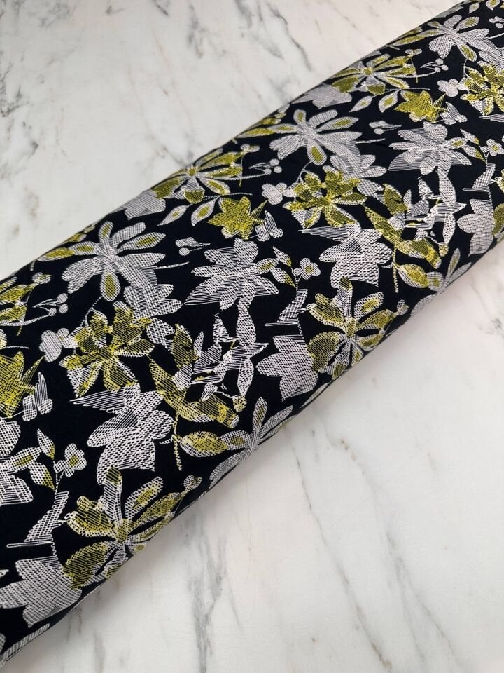 Nez Çiçegi Desen Elbiselik Şalvarlık Viskon Kumaş