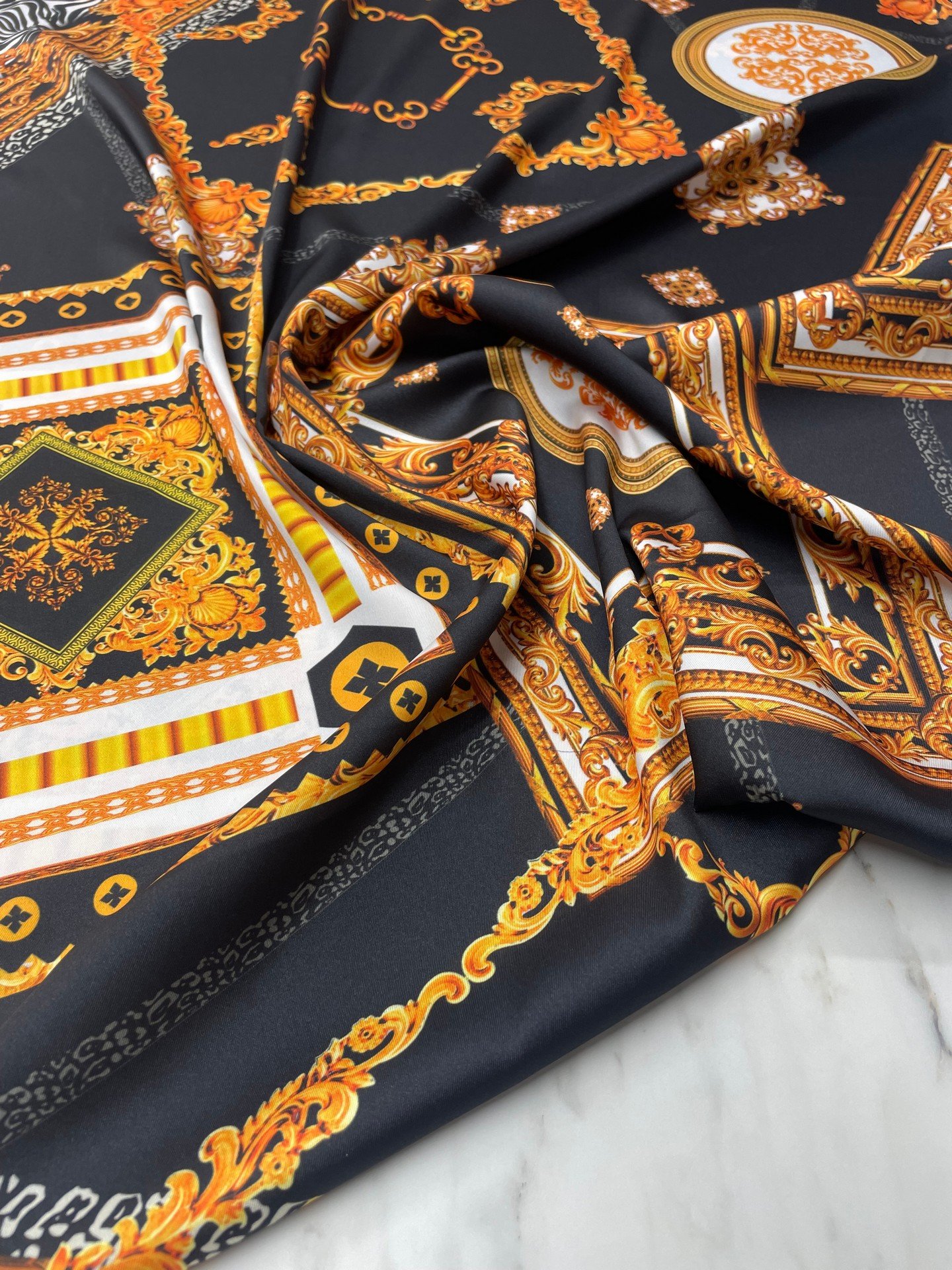 Kareli Desen Elbiselik Gömleklik Tivil Saten Kumaş