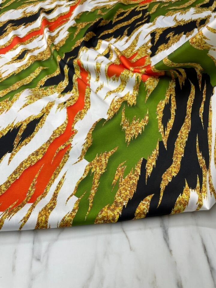 Leonarda Desen Elbiselik Gömleklik Tivil Saten Kumaş