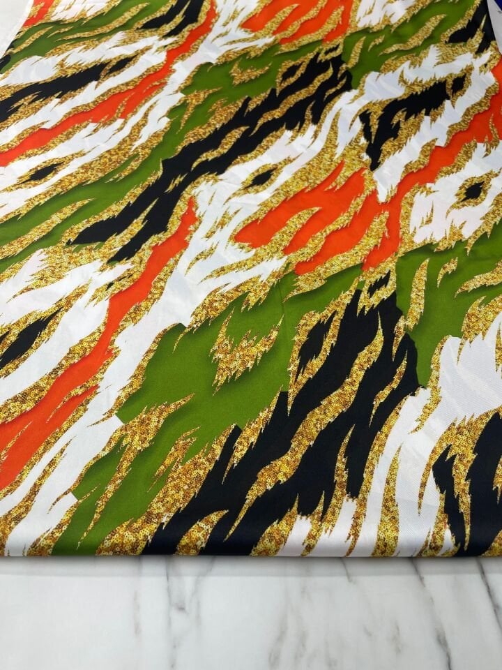 Leonarda Desen Elbiselik Gömleklik Tivil Saten Kumaş