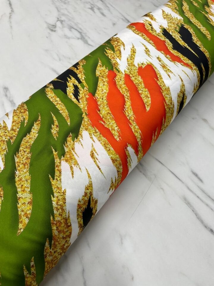 Leonarda Desen Elbiselik Gömleklik Tivil Saten Kumaş