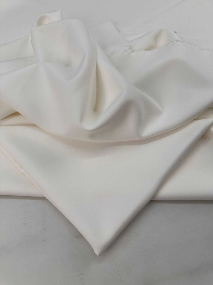 Ekru Renk Likralı Dabıl Krep Elbise Etek Ceket Pantolon