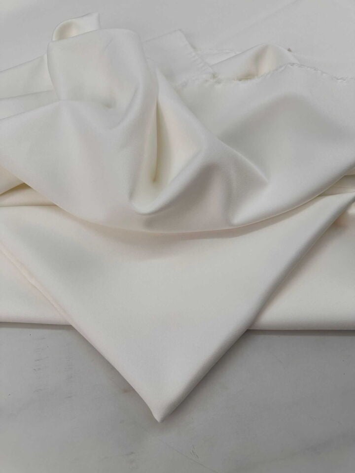 Ekru Renk Likralı Dabıl Krep Elbise Etek Ceket Pantolon