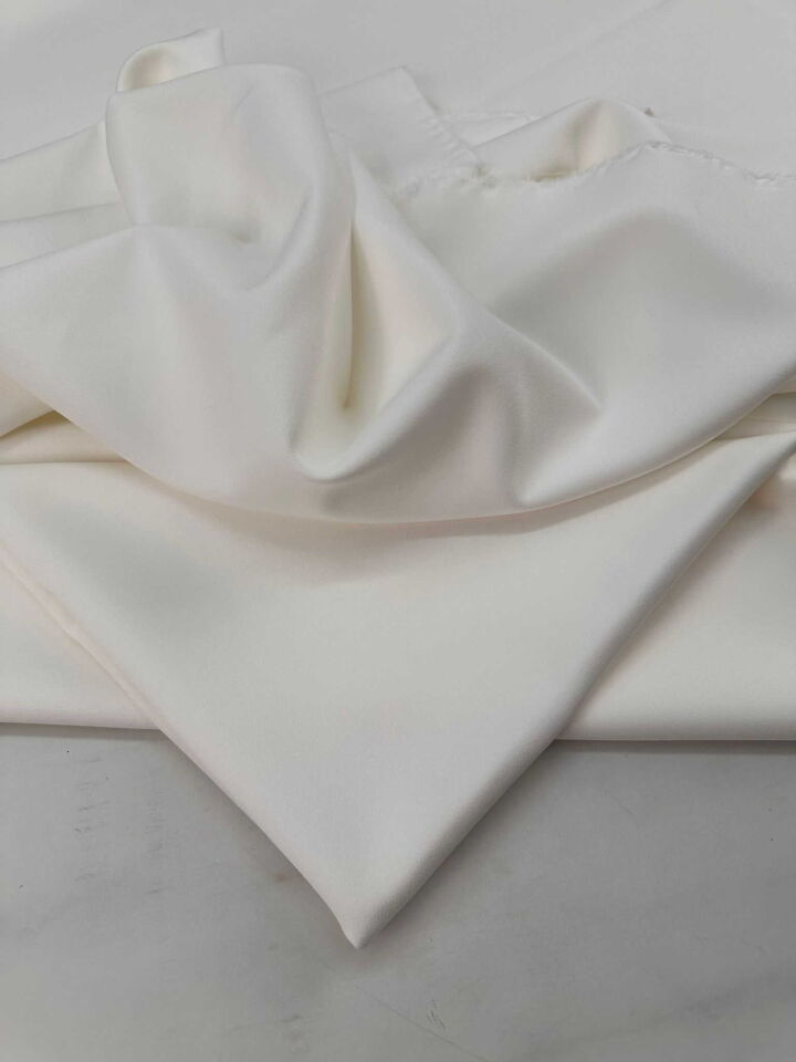 Ekru Renk Likralı Dabıl Krep Elbise Etek Ceket Pantolon