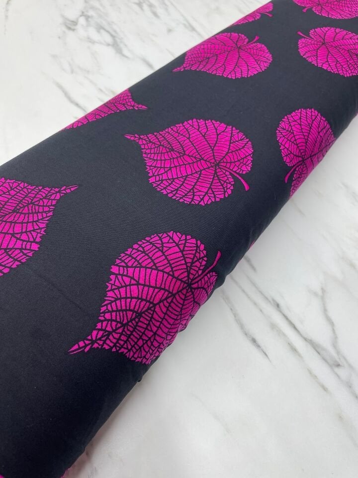 Yaprak Desen Yüzde Yüz Pamuklu Elbiselik Viskon