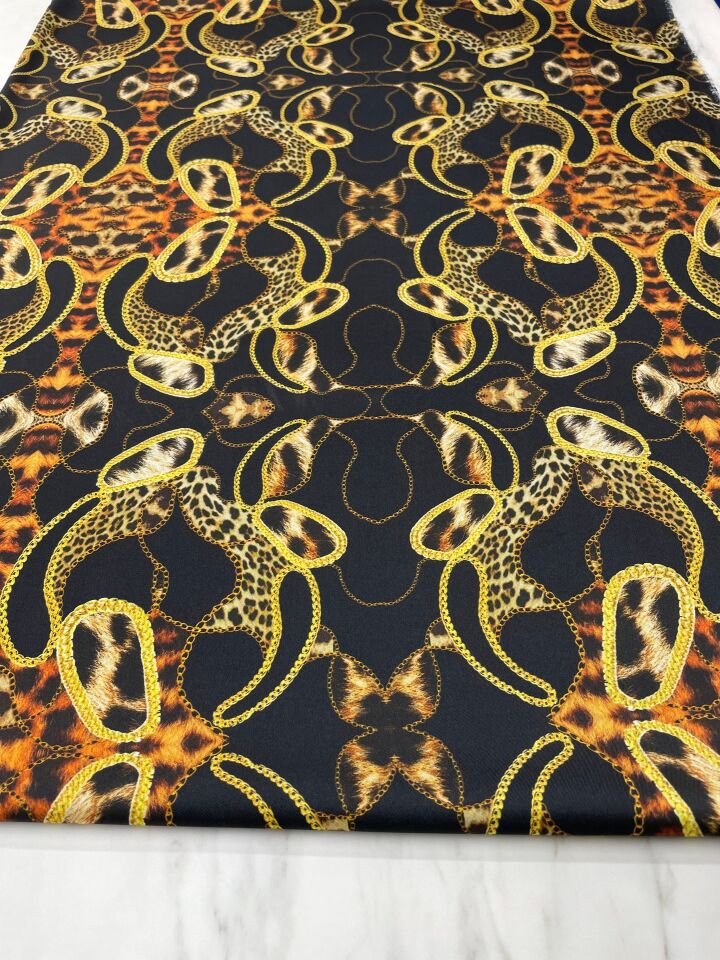 Leopar Detaylı Zincir Desen Elbiselik Gömleklik Tivil Saten Kumaş