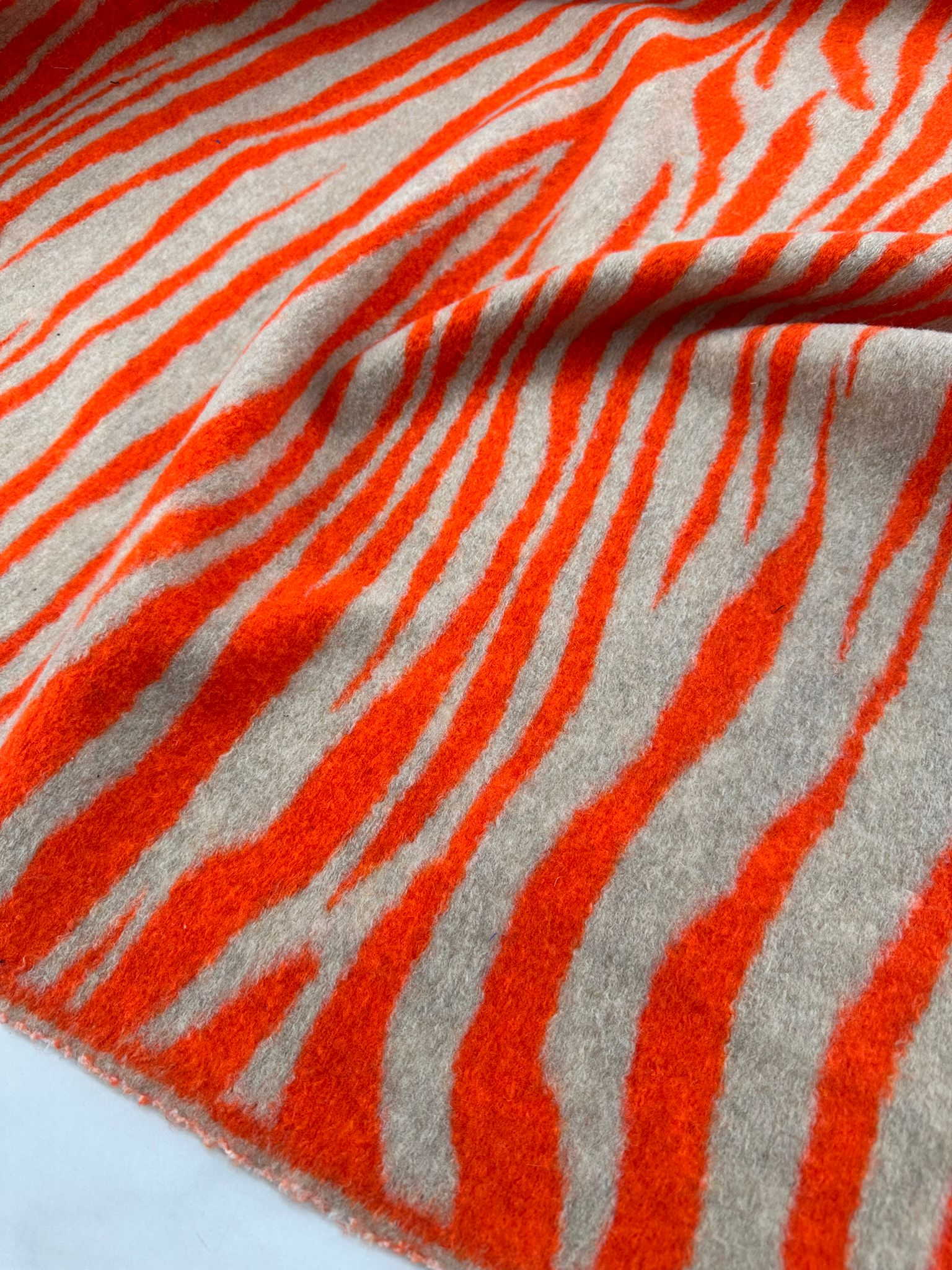 Desenli Kece Kumaş Elbise Etek Ceket Yelek