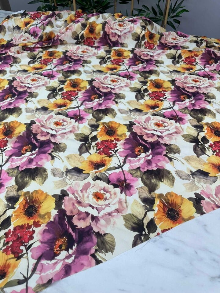 Efe Gülü Krep Kumaş