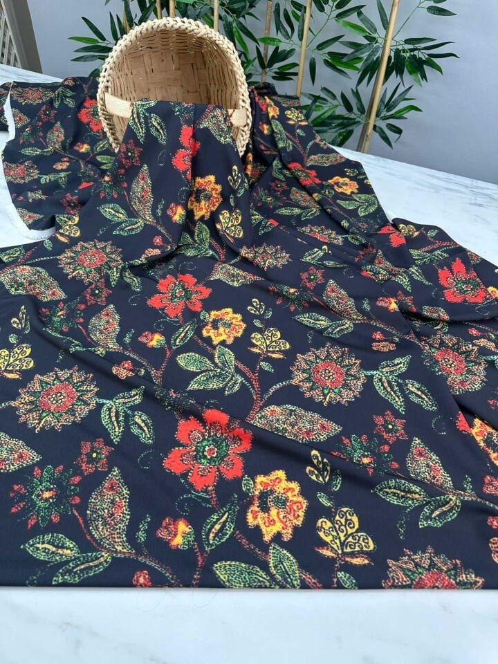 Nakış Desen Krep Kumaş