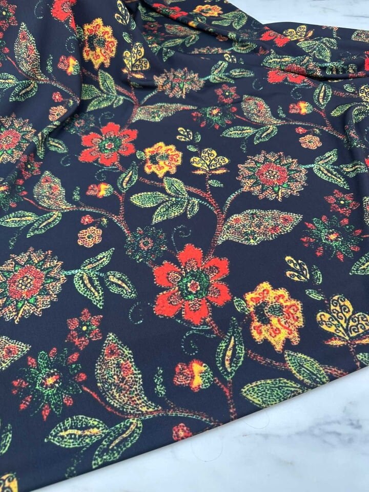 Nakış Desen Krep Kumaş