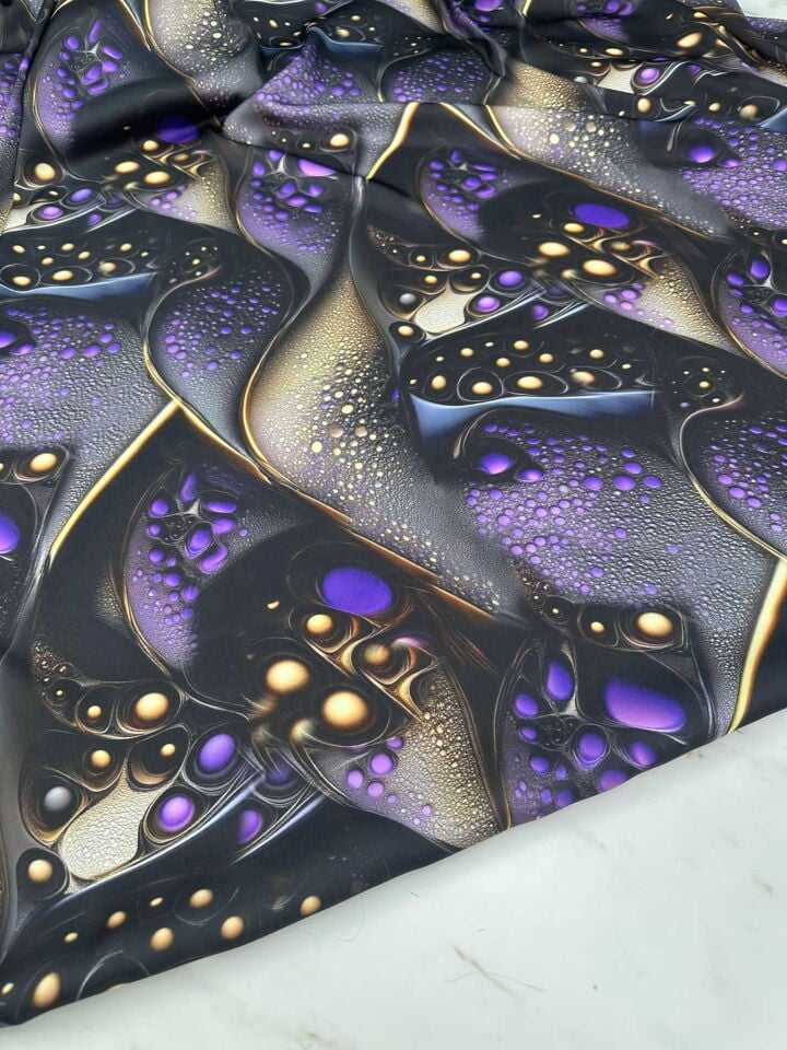 Welvet Desen İpek Saten Kumaş