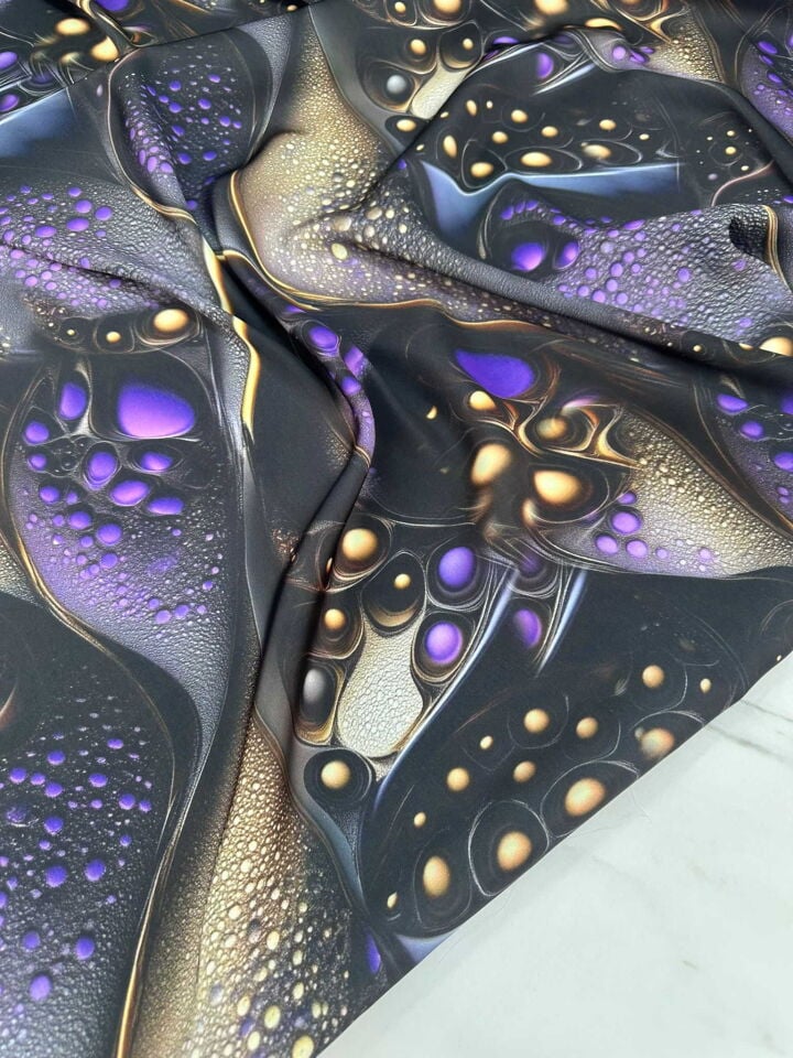 Welvet Desen İpek Saten Kumaş