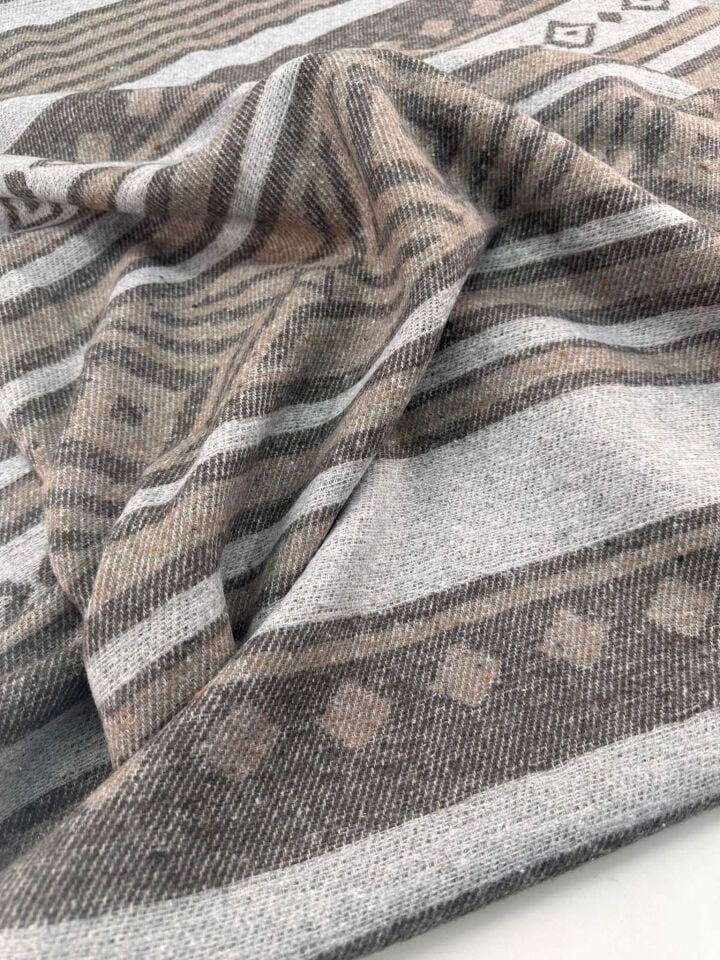 Kilim Desen Akrilik Kışlık Kumaş Elbise Etek Ceket