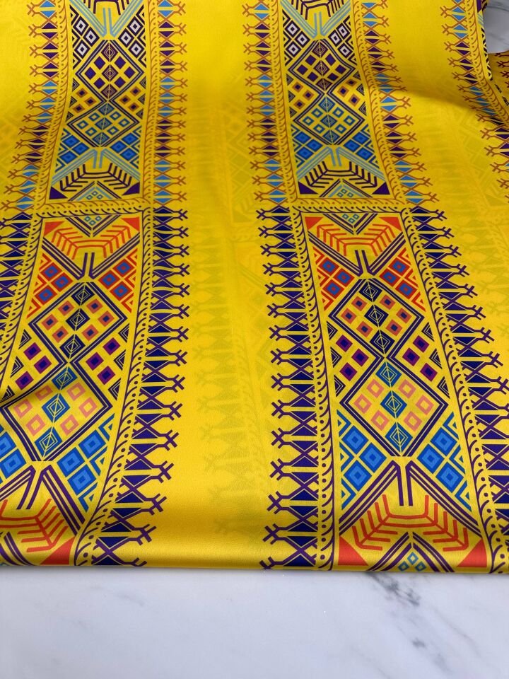 Lili Desen Elbiselik Gömleklik İpek Saten Kumaş