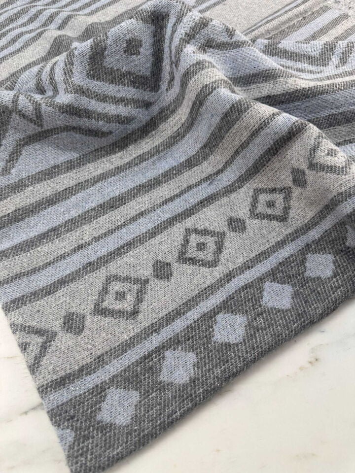 Otantik Desen Akrilik Kışlık Kumaş Etek Ceket Elbise Yelek