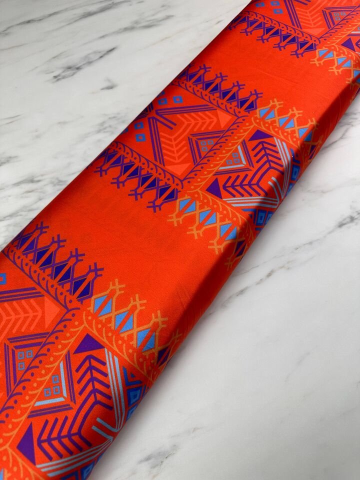 Fantazi Desen Elbiselik Gömleklik İpek Saten Kumaş