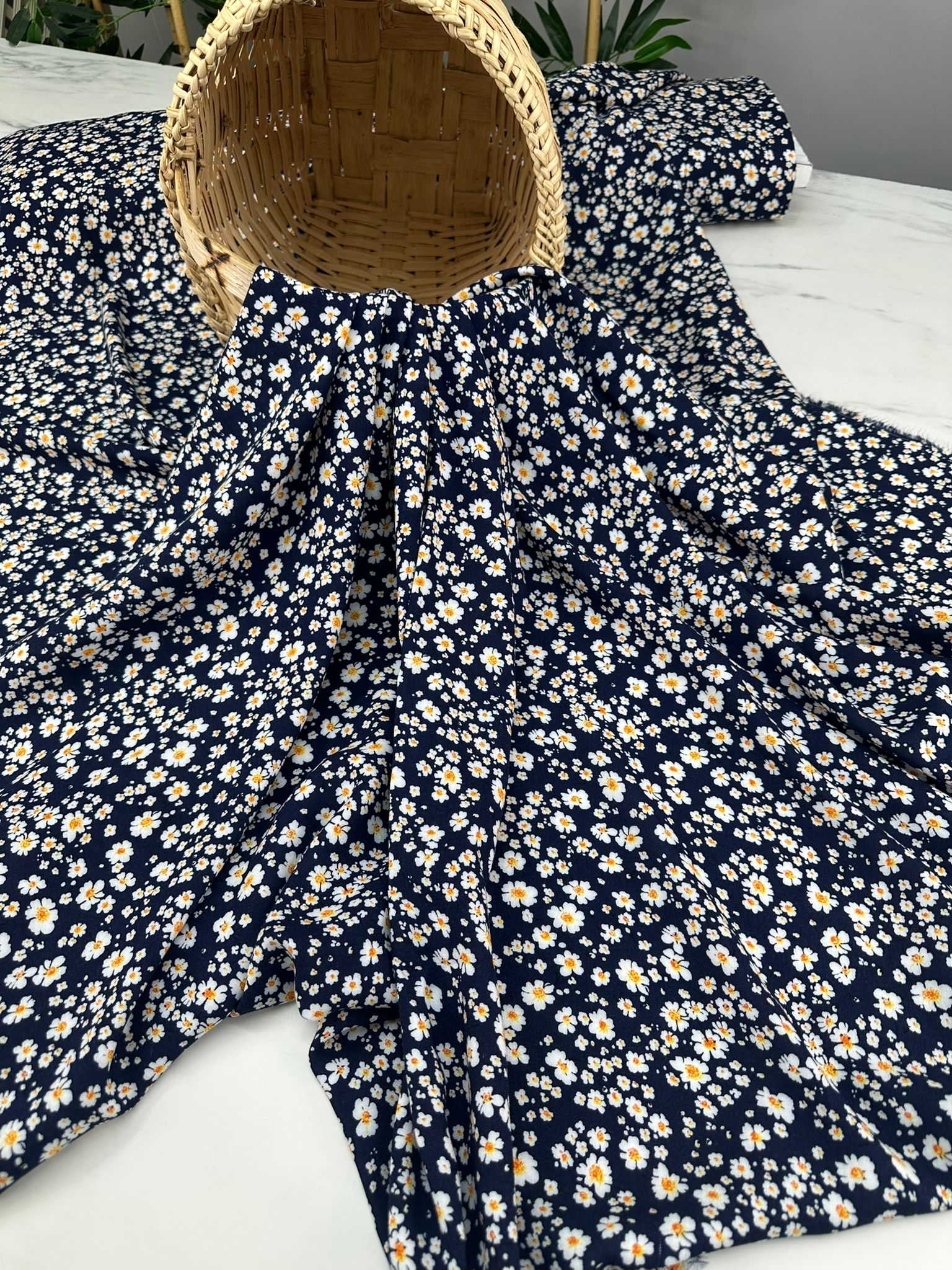 Albeni Çıtır Desen Viskon Kumaş