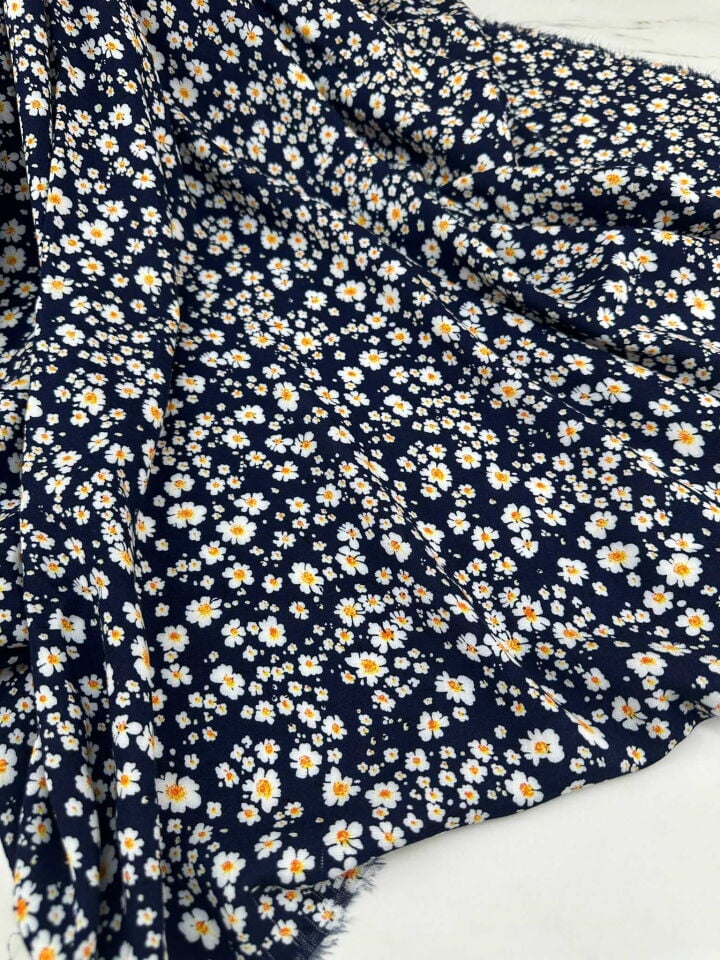 Albeni Çıtır Desen Viskon Kumaş