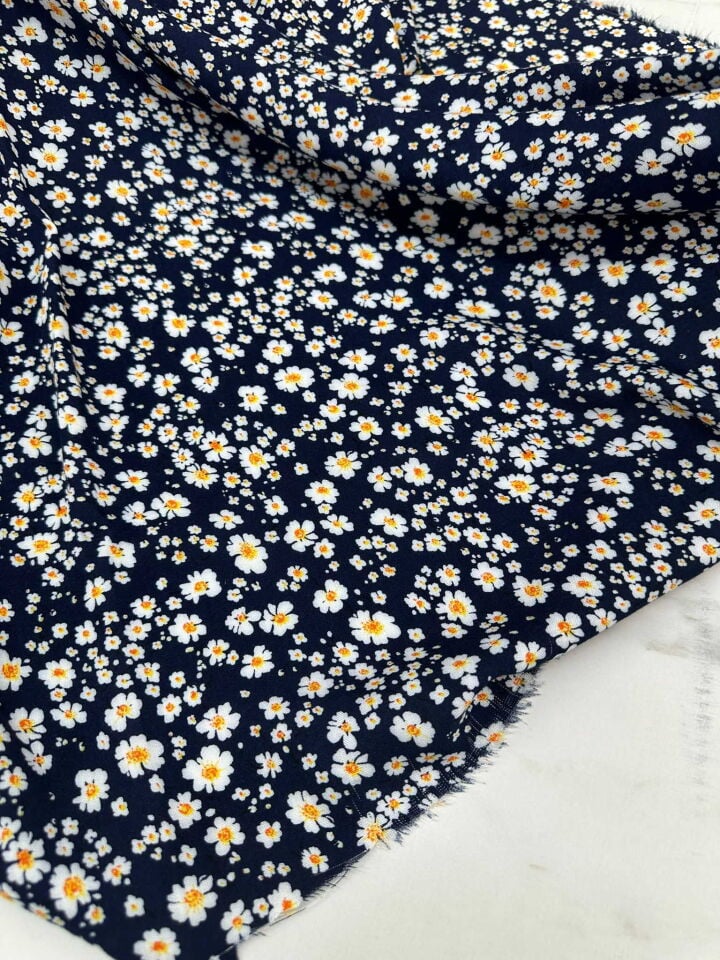 Albeni Çıtır Desen Viskon Kumaş