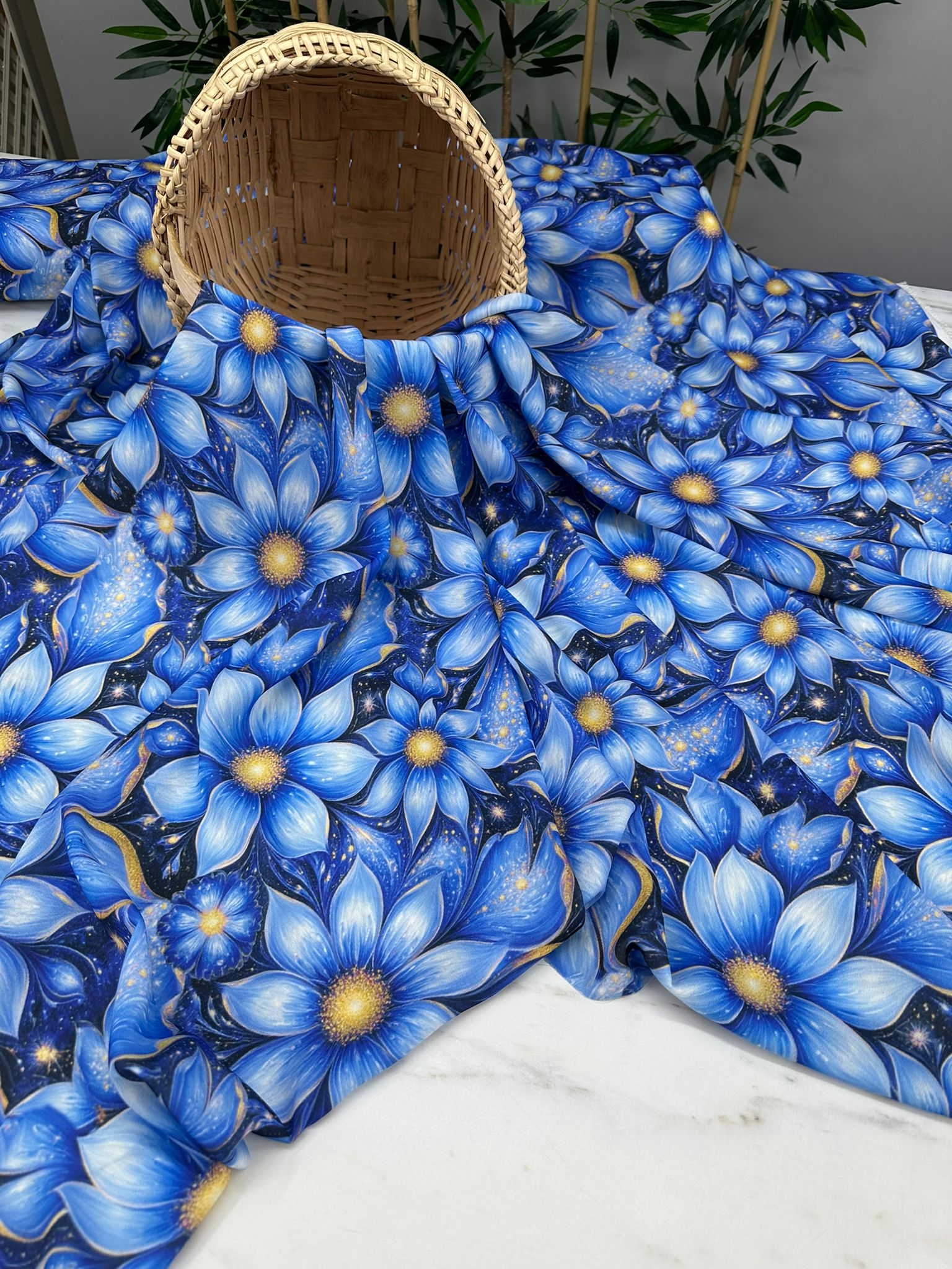 Mavi Zambak Desen Krep Kumaş