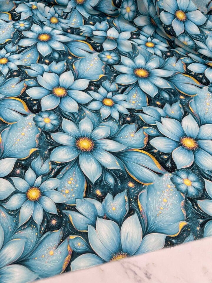 Gök Zambak Desen Krep Kumaş