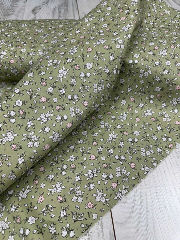 Çiçek Desen 1.60 Poplin