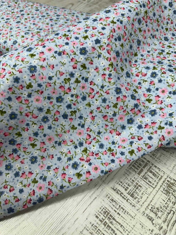 Çiçek Desen 1.60  Poplin