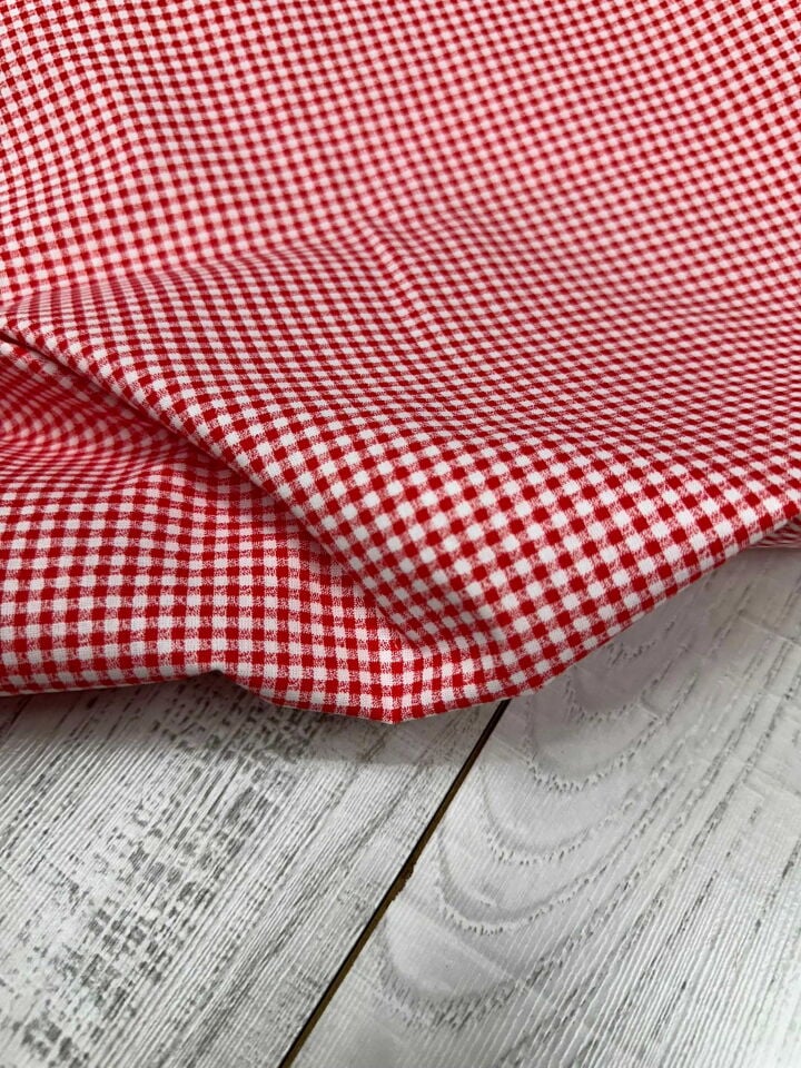 1.60  Poplin Kare  Desen