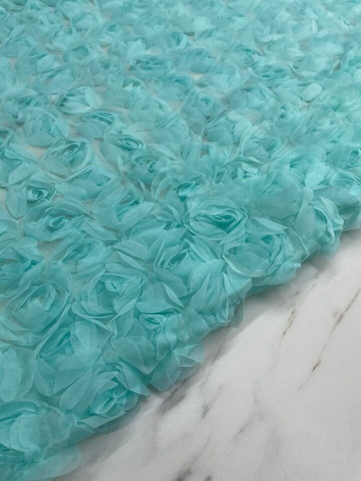 Mavi Tül Üstü Gül Desen Abiyelik Ceketlik Kumaş