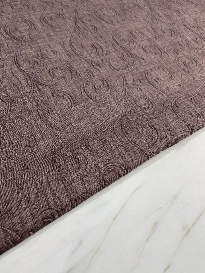 Kahverengi Kabartma Desenli Eteklik Ceketlik Elbiselik Keten Kumaş