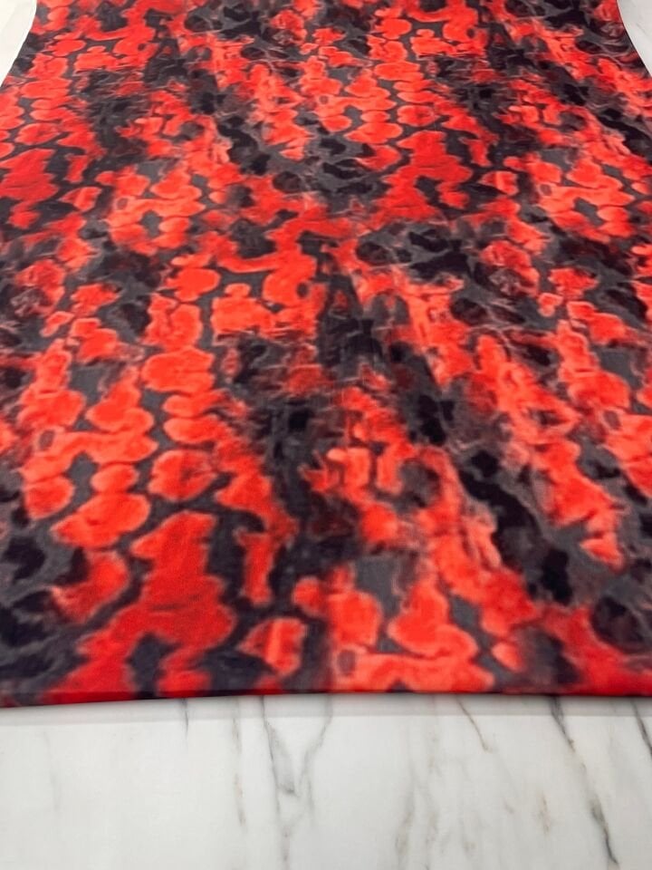 Leona Desen Elbiselik Gömleklik Tivil Saten Kumaş