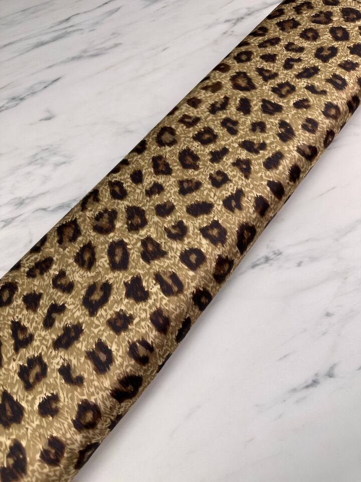 Leopar Desen Elbiselik Gömleklik İpek Saten Kumaş