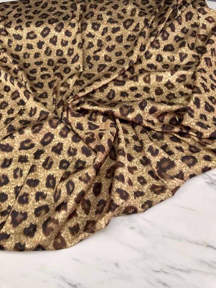 Leopar Desen Elbiselik Gömleklik İpek Saten Kumaş