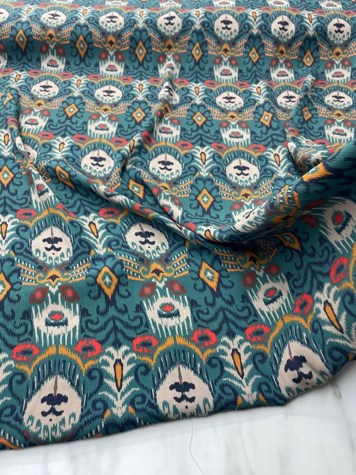 Yeşil İkat Desen Elbiselik Gömleklik Krep Kumaş