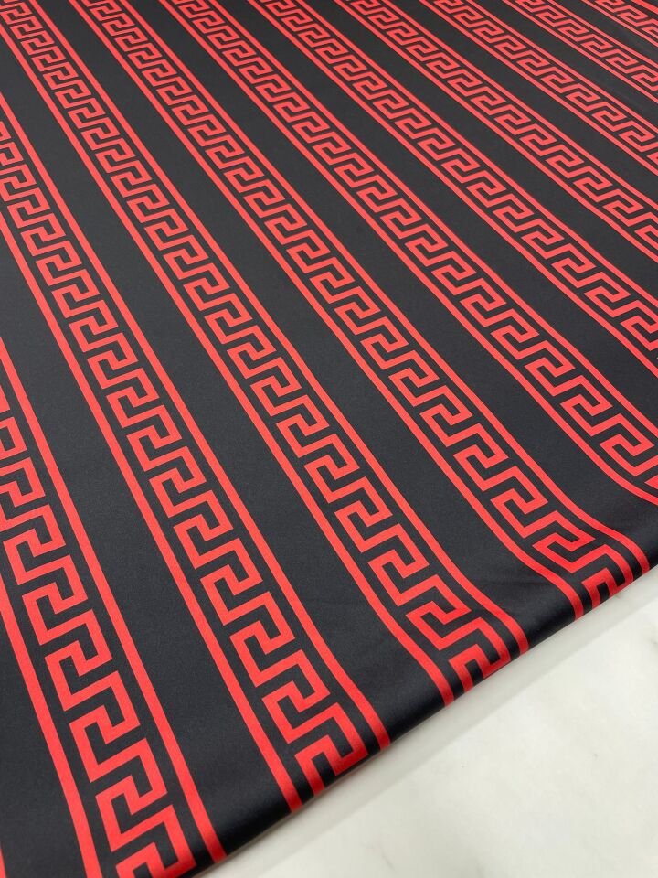 Kırmızı Yunan Motifleri Desen Elbiselik Gömleklik Tivil Saten Kumaş