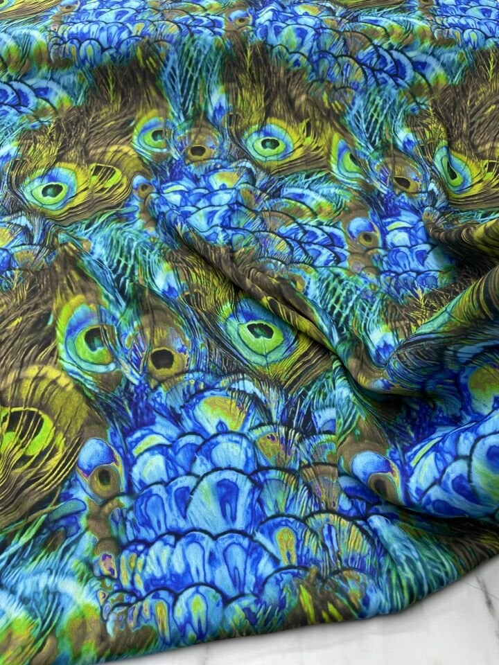 Tavus Tüyü Desen Elbiselik Gömleklik Krep Kumaş